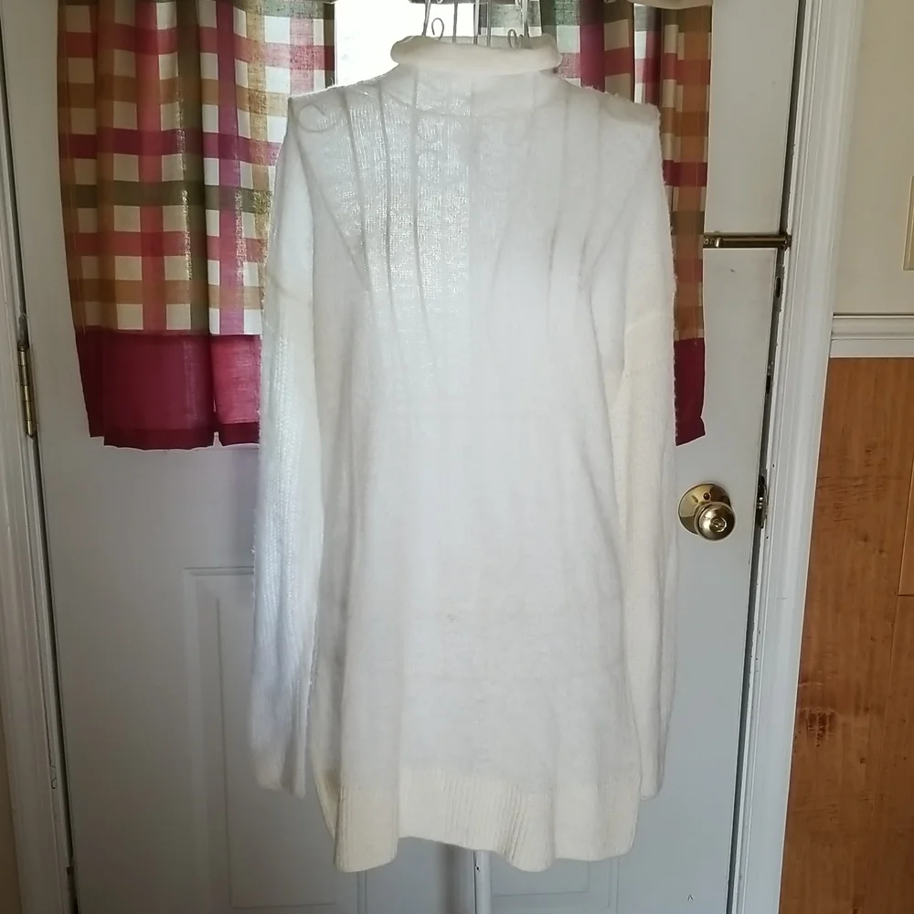 Women's J. Crew winter white sweater